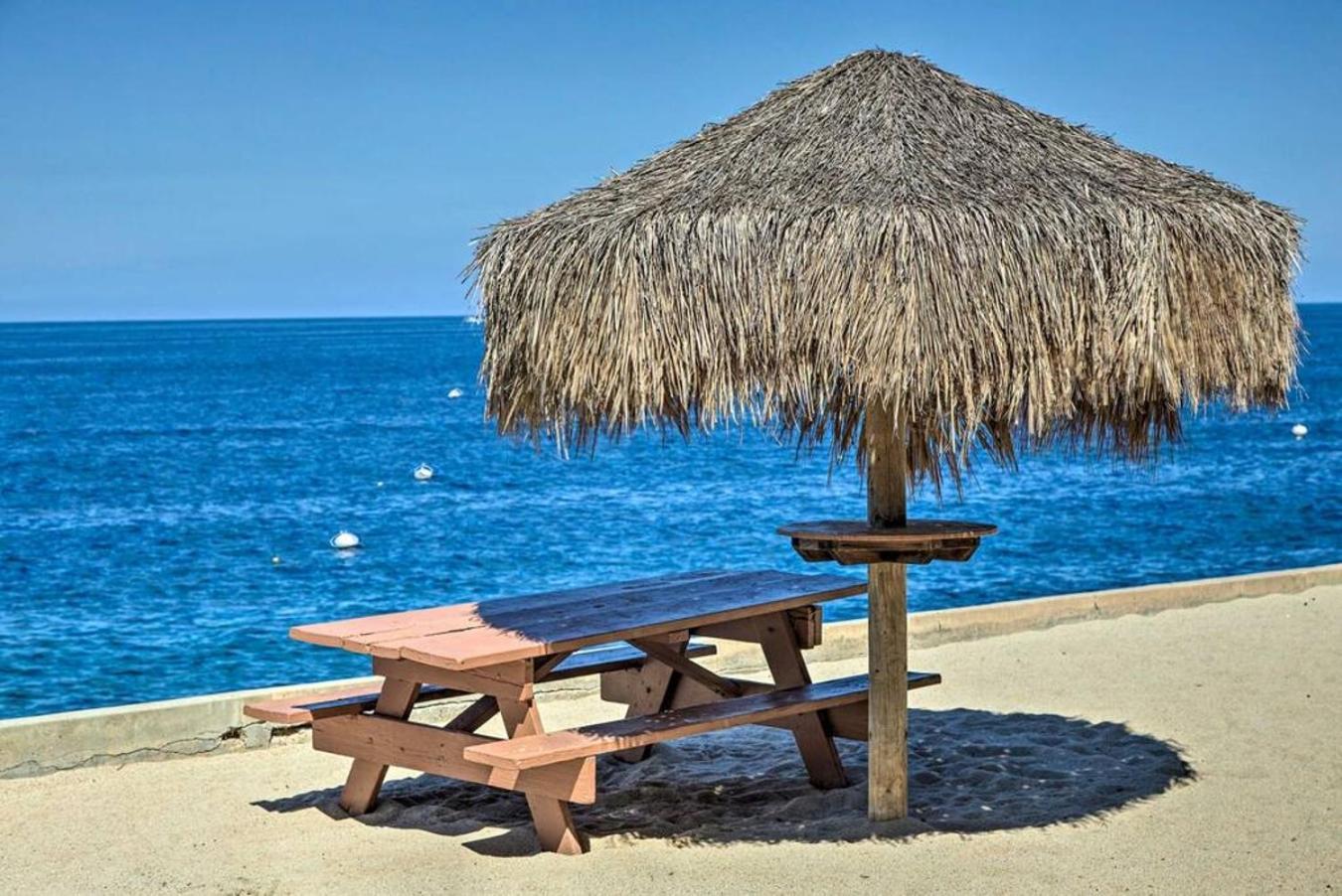 Lux Oceanfront Villa With Breathtaking Views アバロン エクステリア 写真