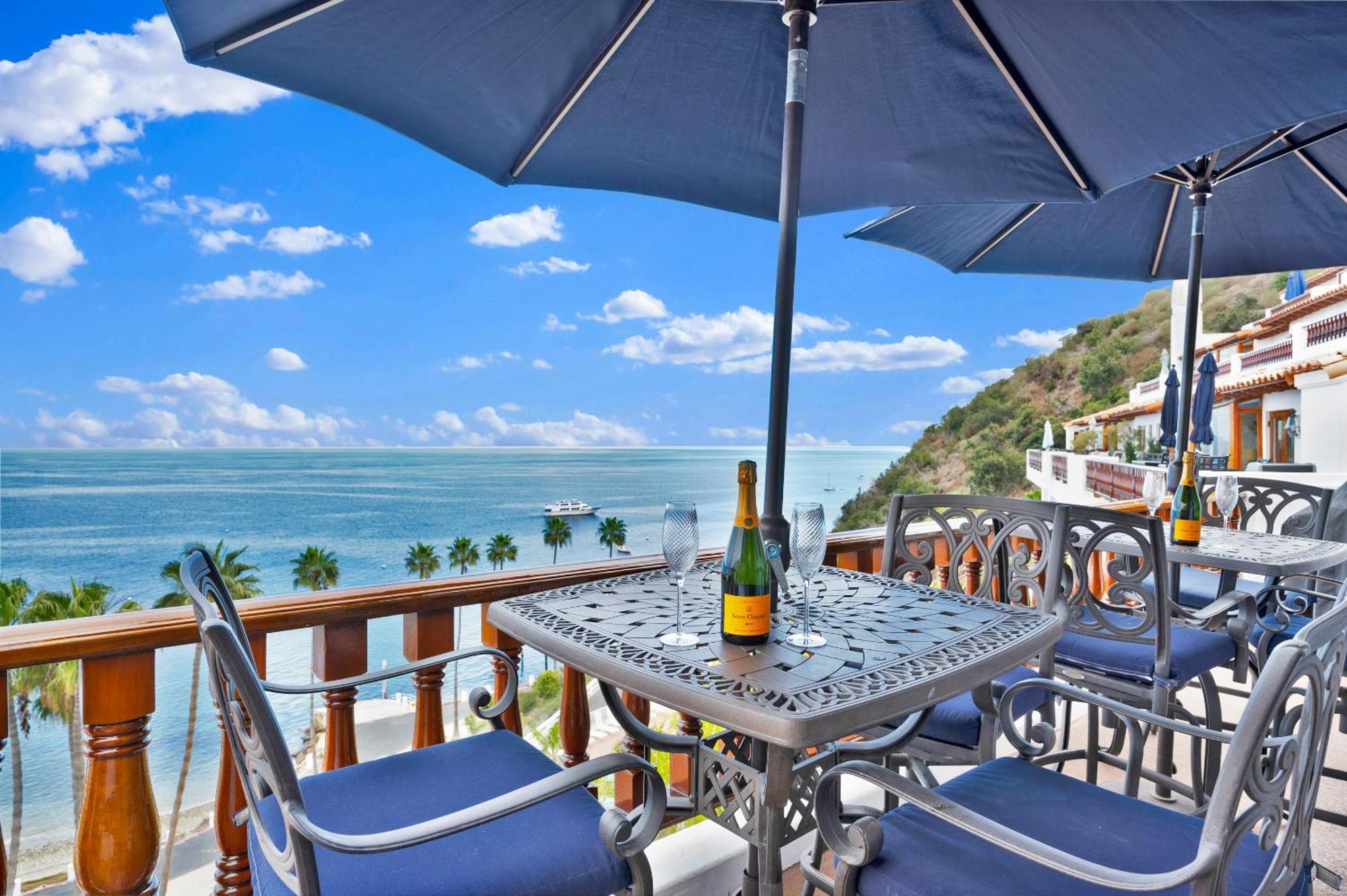 Lux Oceanfront Villa With Breathtaking Views アバロン エクステリア 写真